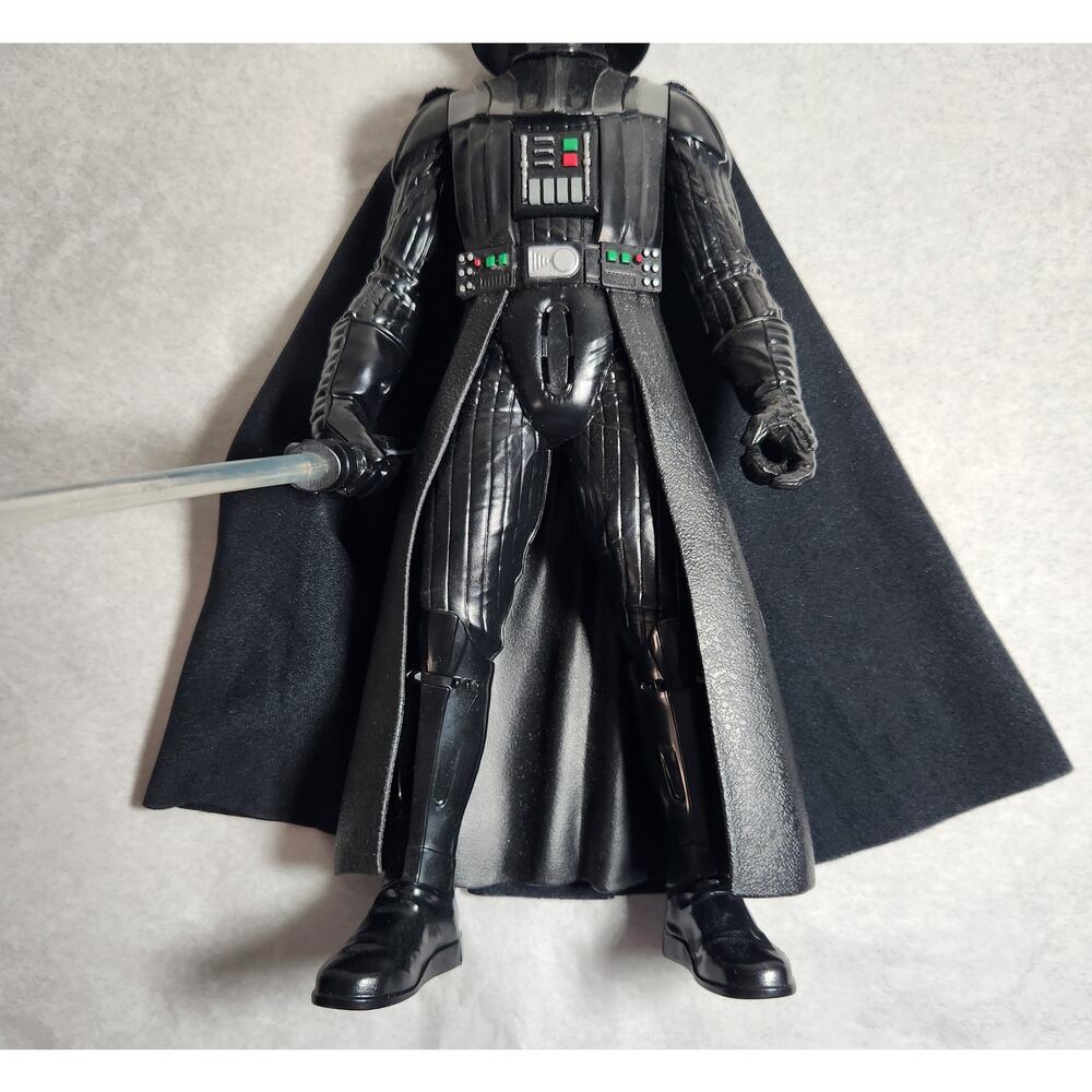 Hasbro Star Wars Talking And Light Up 12" Darth Vader Loose 2022 Pre-owned - Picture 3 of 7